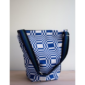 Johanna Gullischen | Sac Tetra Bleu