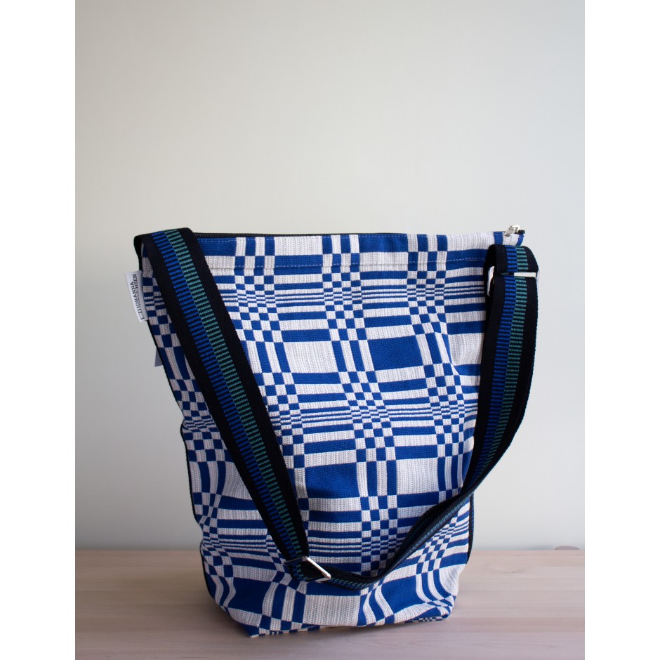 Johanna Gullischen | Sac Tetra Bleu