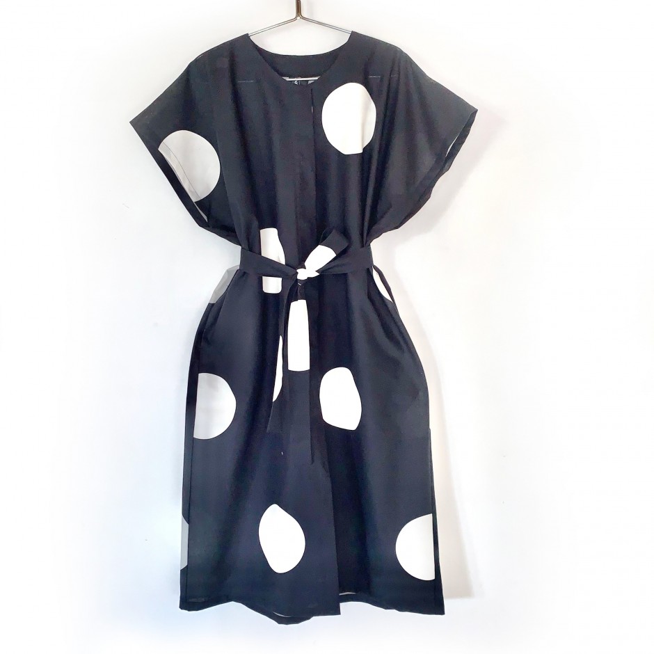 Robe Elégance en noir et blanc Robe Elégance en noir et blanc