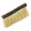 Brosses Sokeva ramasse miettes 