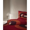 Housse de couette Melooni en coton TC. Design du motif Maija Isola pour la maison du design finlandaise Marimekko.