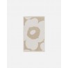 Serviette d'invité Unikko beige et blanc de la marque finlandaise Marimekko